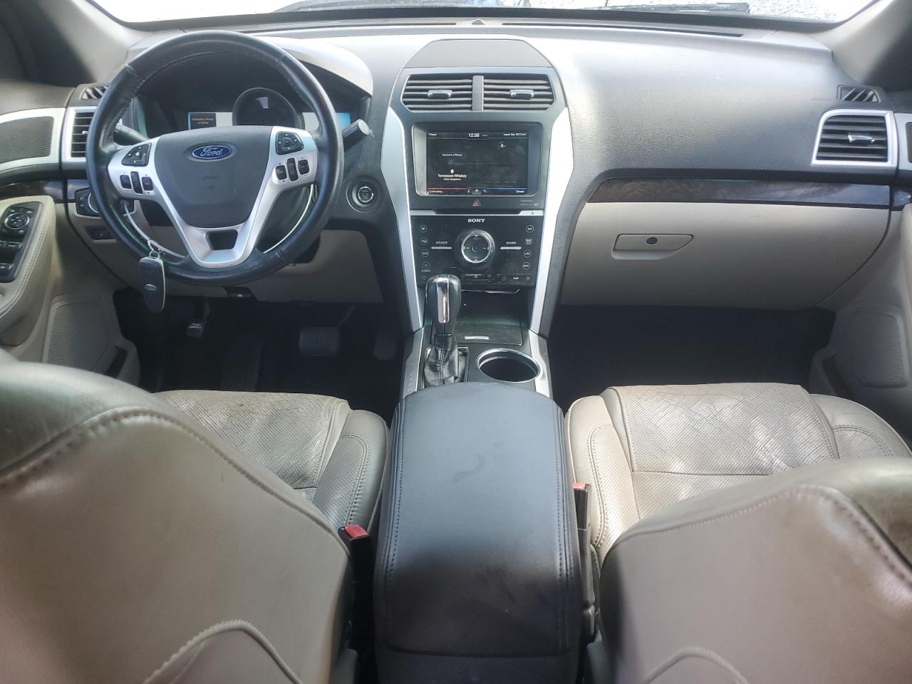 2012 Ford Explorer - Image 8