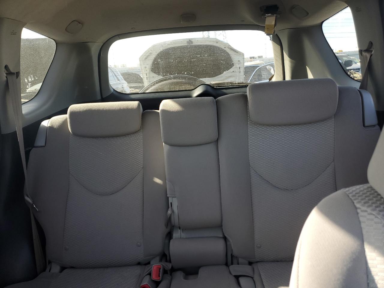 2006 Toyota RAV 4 - Image 10