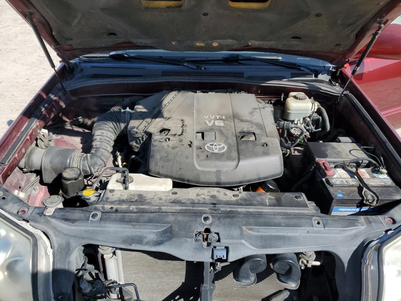 2005 Toyota 4Runner - Image 12
