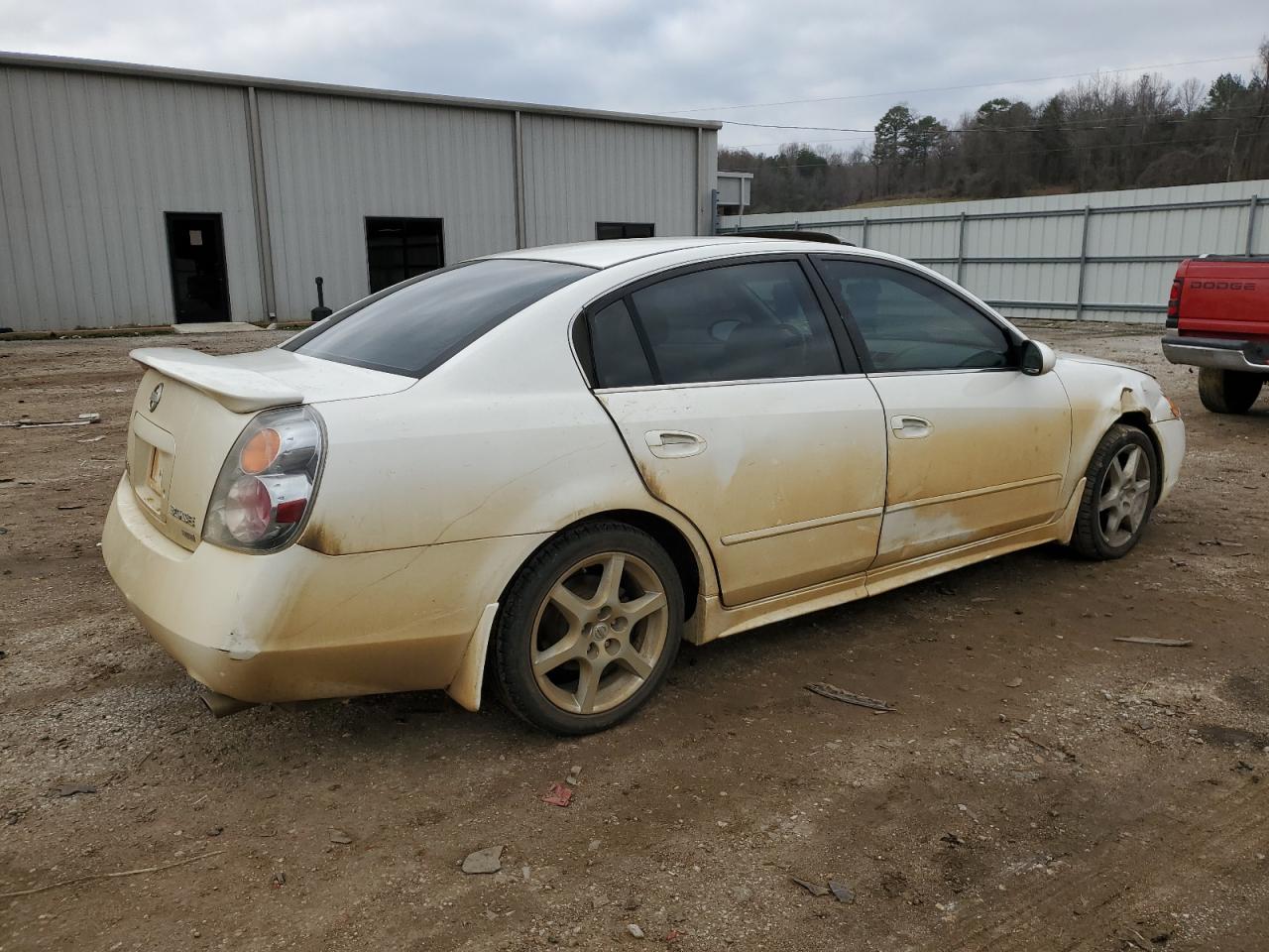 2003 Nissan Altima - Image 3