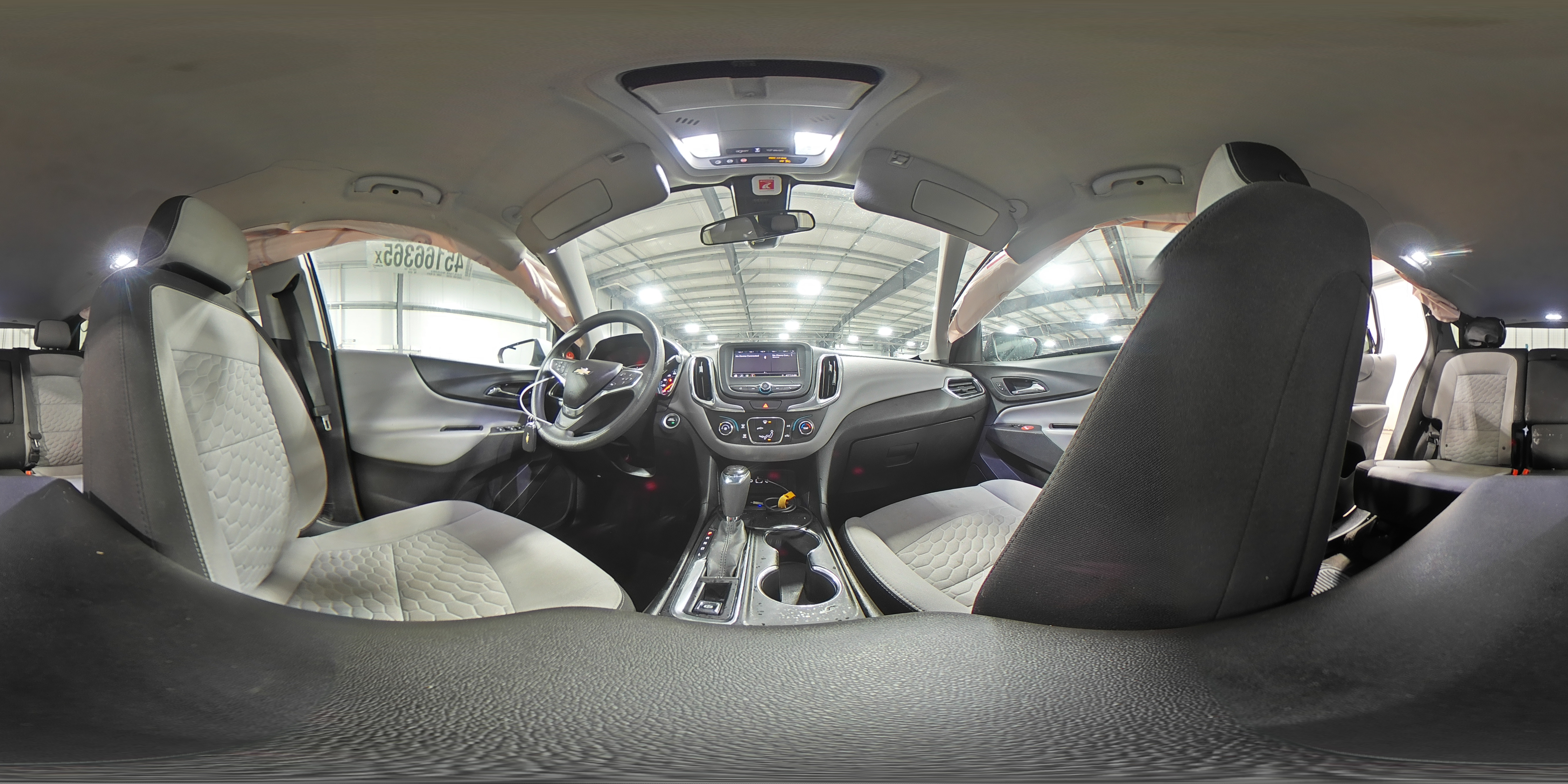2020 Chevrolet Equinox - Image 14