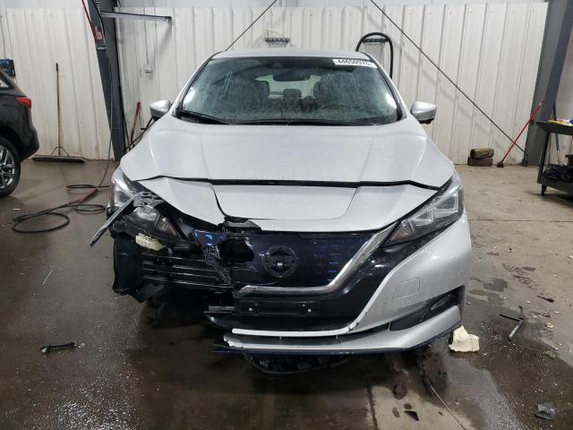 NISSAN LEAF 2020 Srebrny