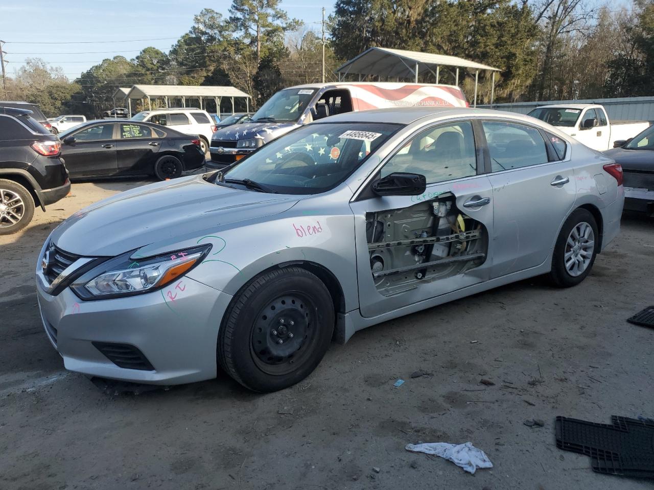 2017 Nissan Altima - Image 1