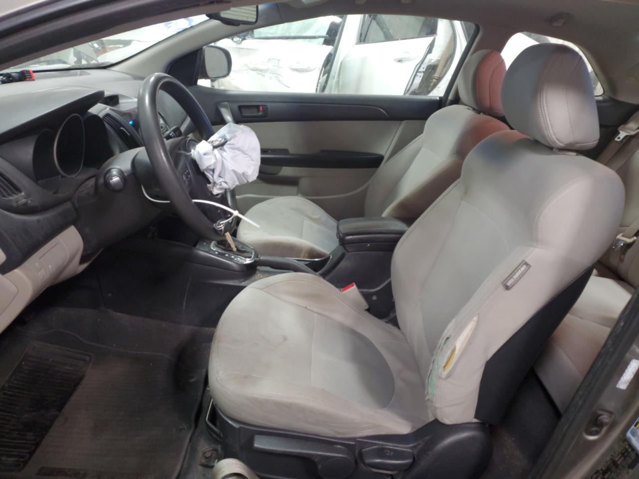 2012 Kia Forte - Image 7