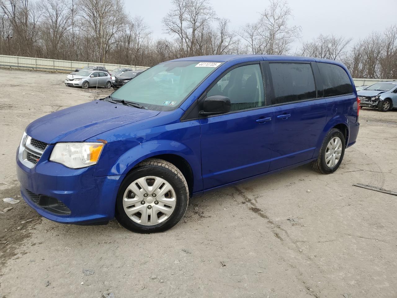 2018 Dodge Caravan - Image 1