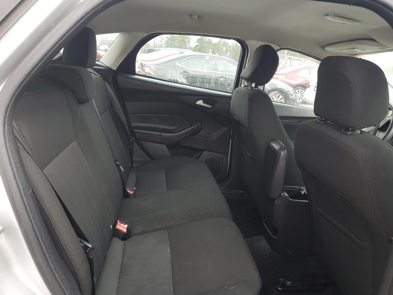 2015 Ford Focus - Image 10