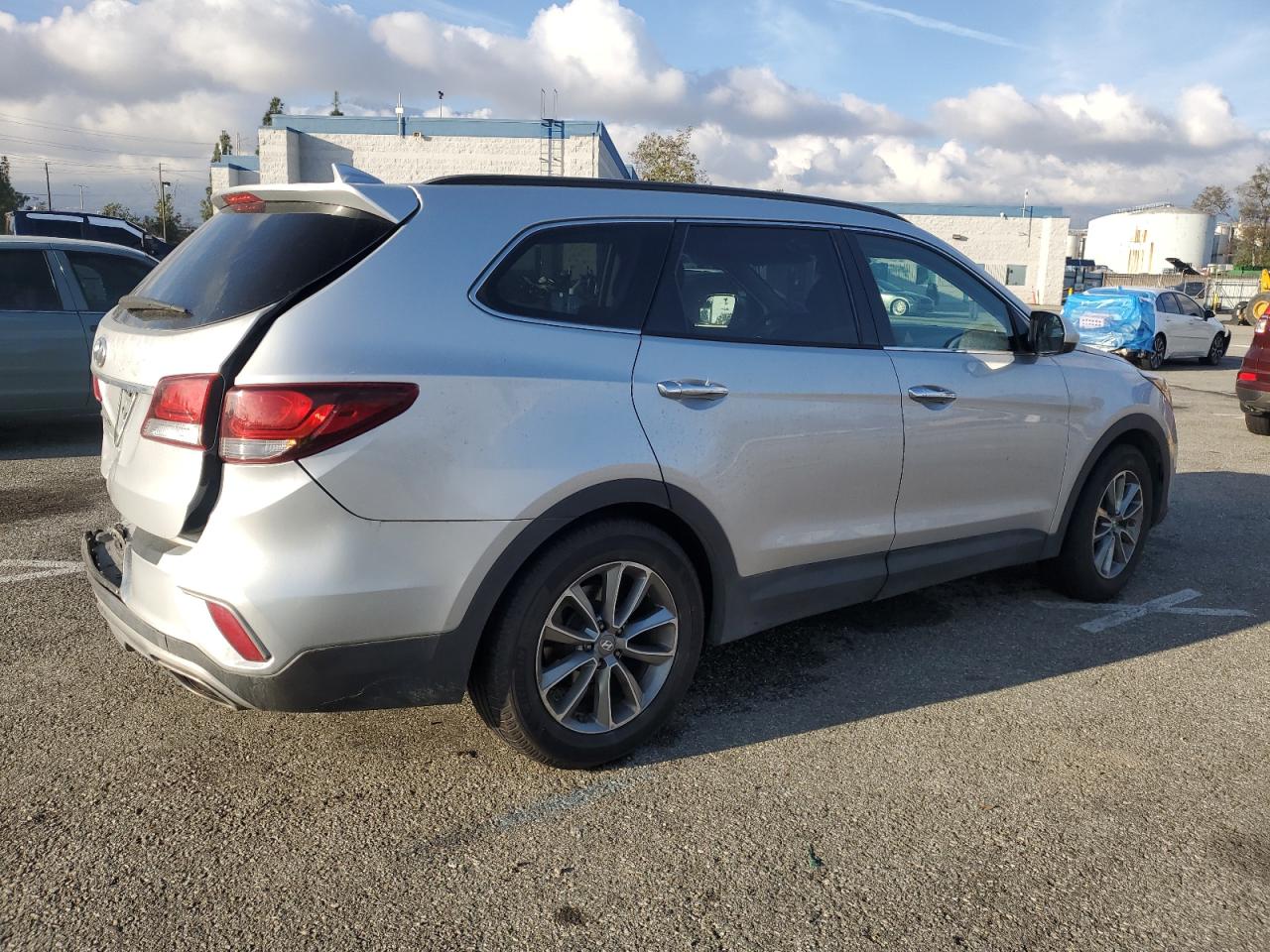 2017 Hyundai Santa Fe - Image 3