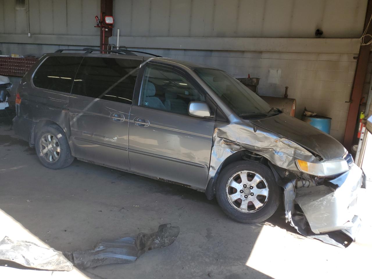 2002 Honda Odyssey - Image 4