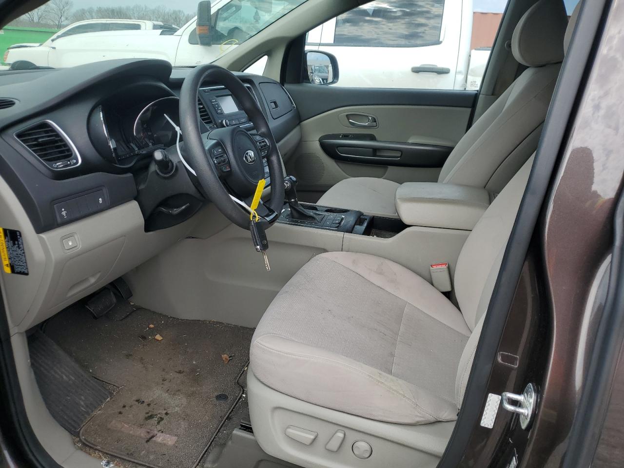 2016 Kia Sedona - Image 7