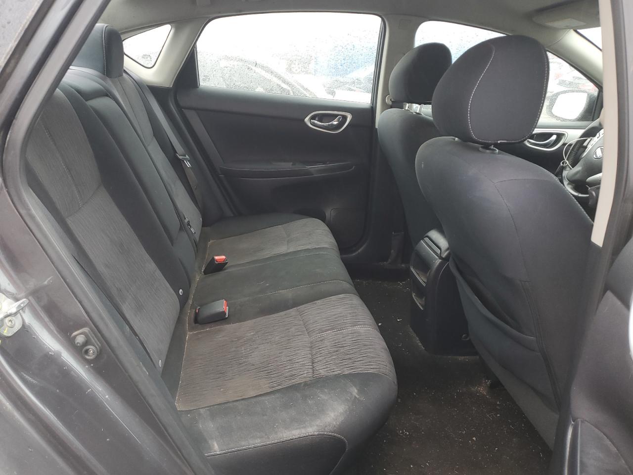 2014 Nissan Sentra - Image 10