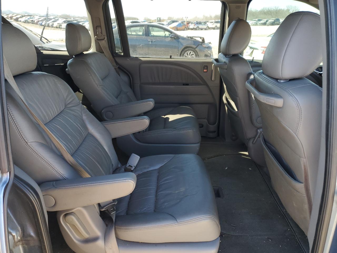 2008 Honda Odyssey - Image 12