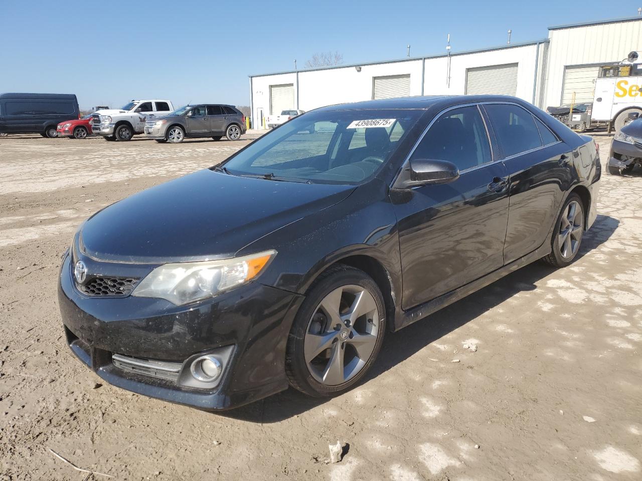 2012 Toyota Camry Base იყიდება Kansas City-ში, KS - Rear End