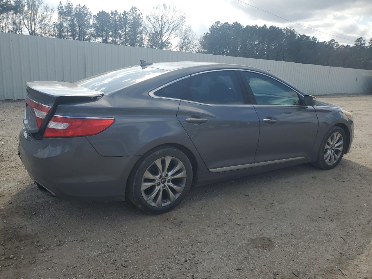 2013 Hyundai Azera - Image 3
