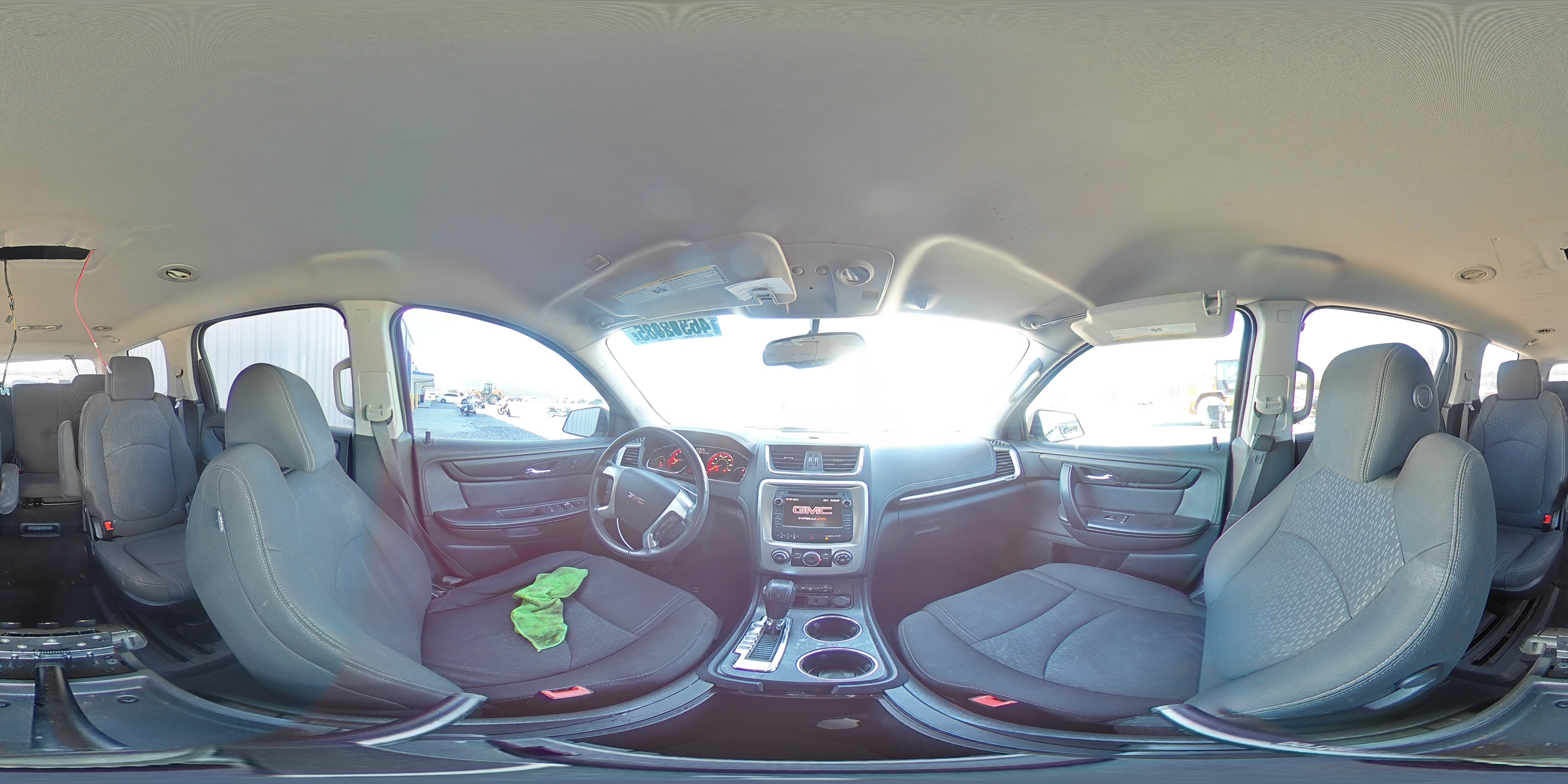 2015 GMC Acadia - Image 16