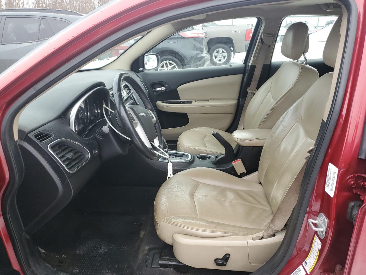 2012 Chrysler 200 - Image 7