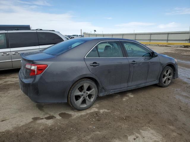 Sedans TOYOTA CAMRY 2014 Gray