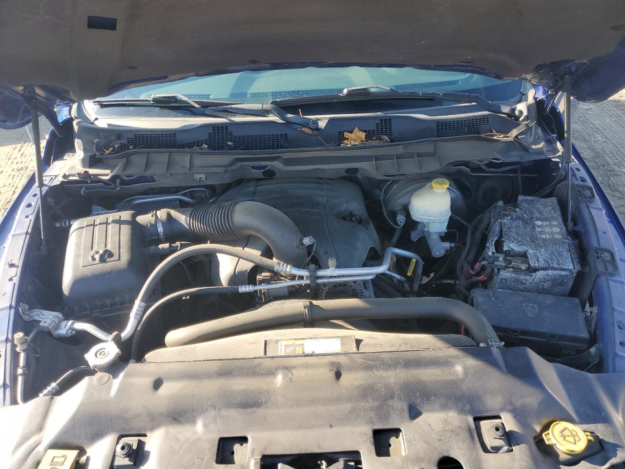 2015 RAM 1500 - Image 11