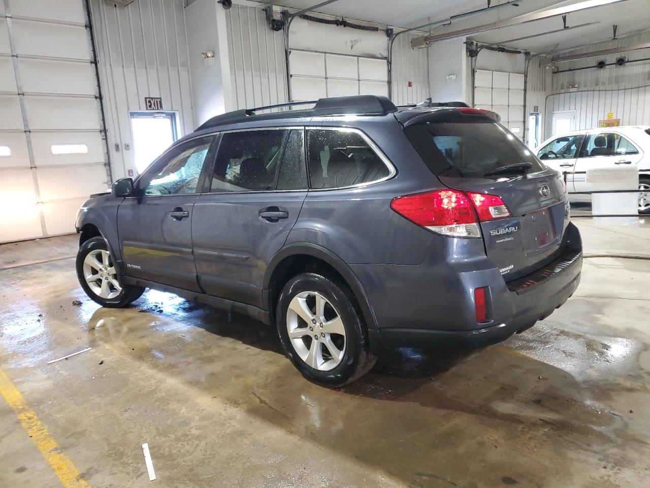 2014 Subaru Outback - Image 2