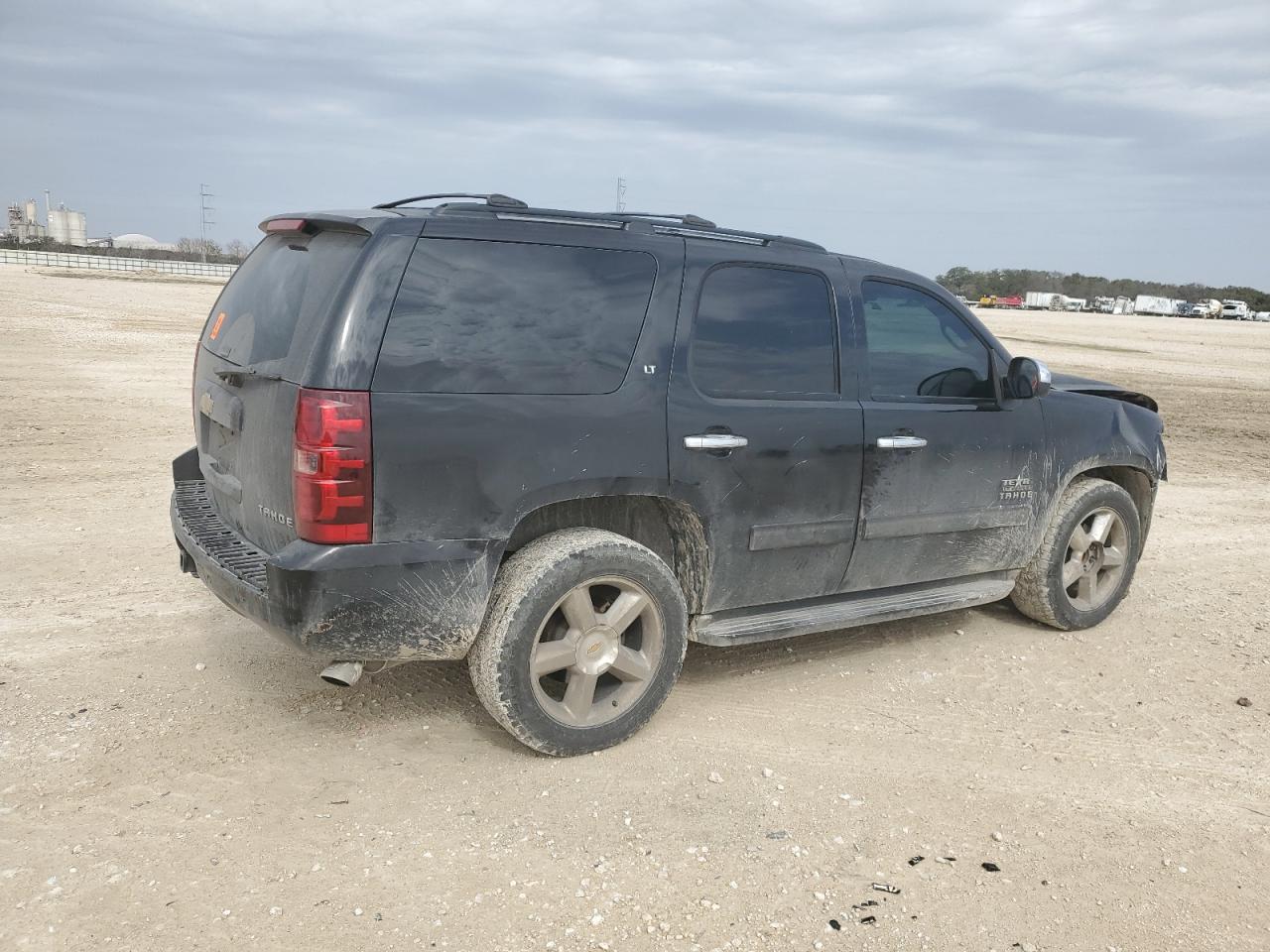 2013 Chevrolet Tahoe - Image 3