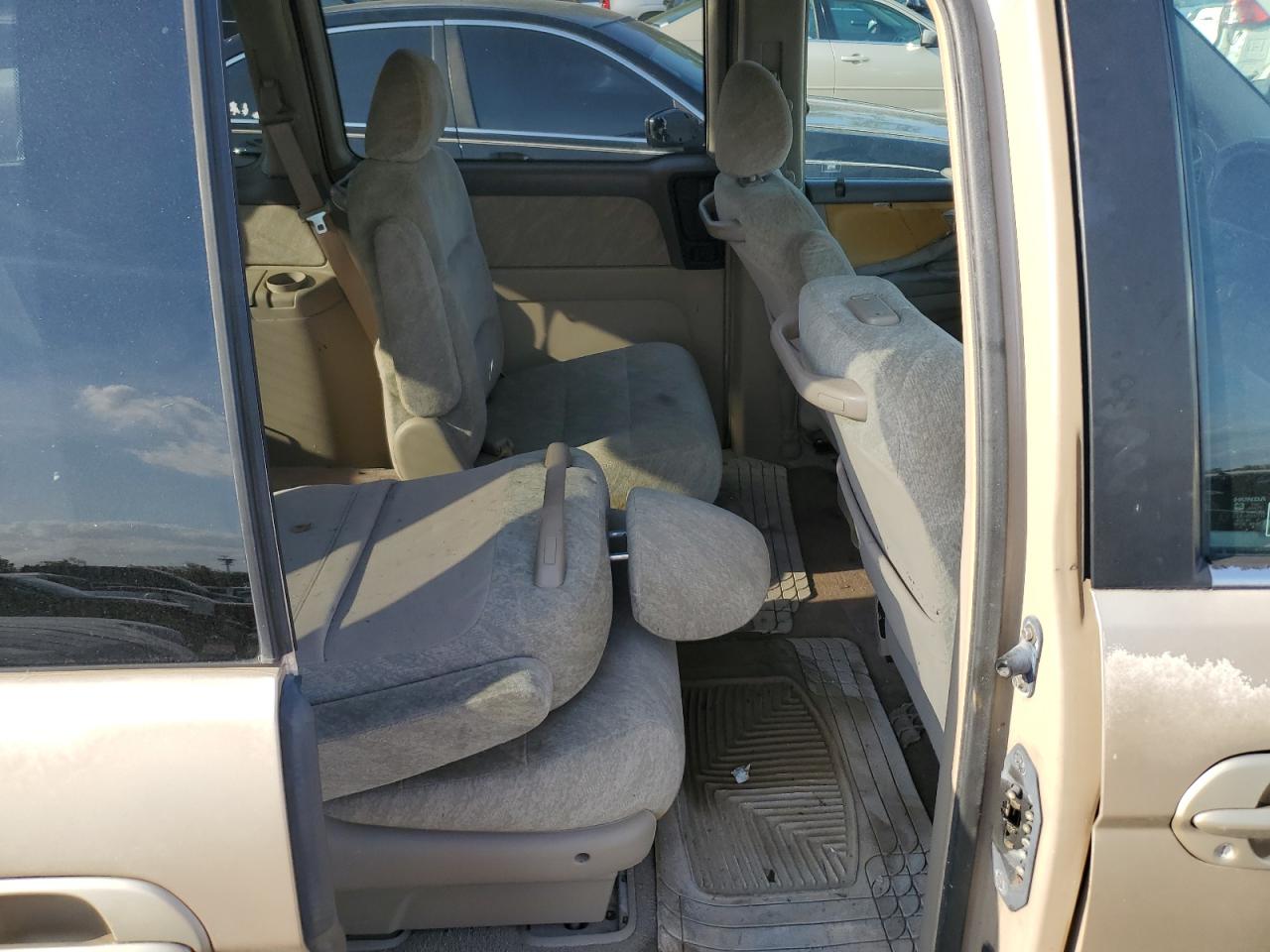 2001 Honda Odyssey - Image 10