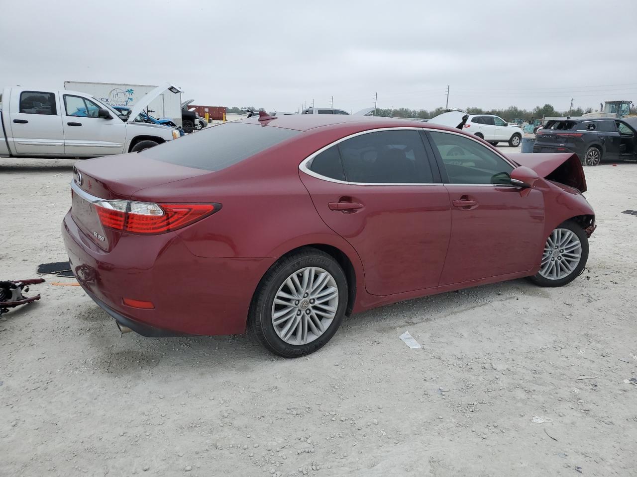 2013 Lexus ES - Image 3