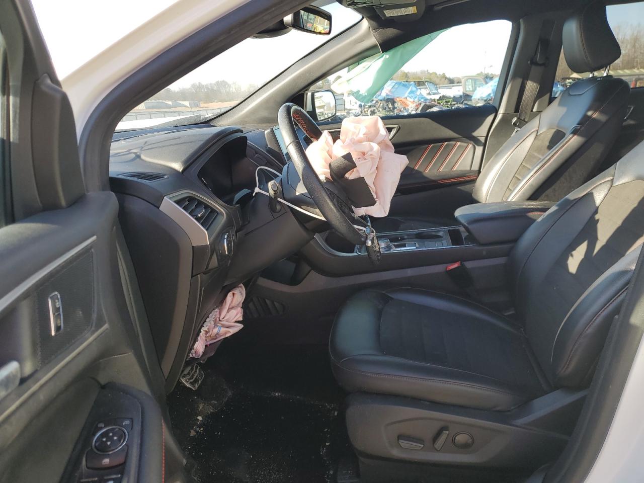 2022 Ford Edge - Image 7