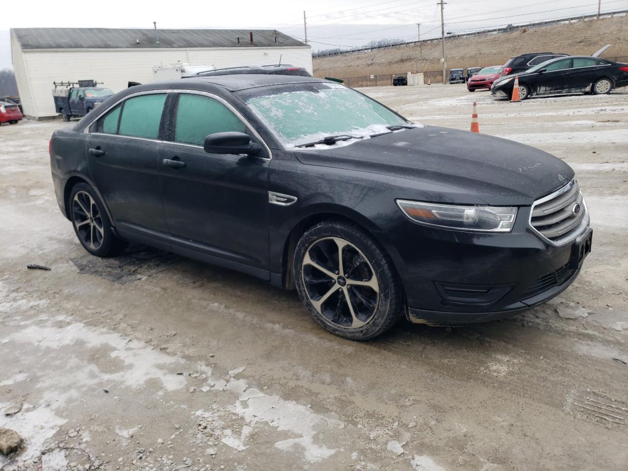 2014 Ford Taurus - Image 4