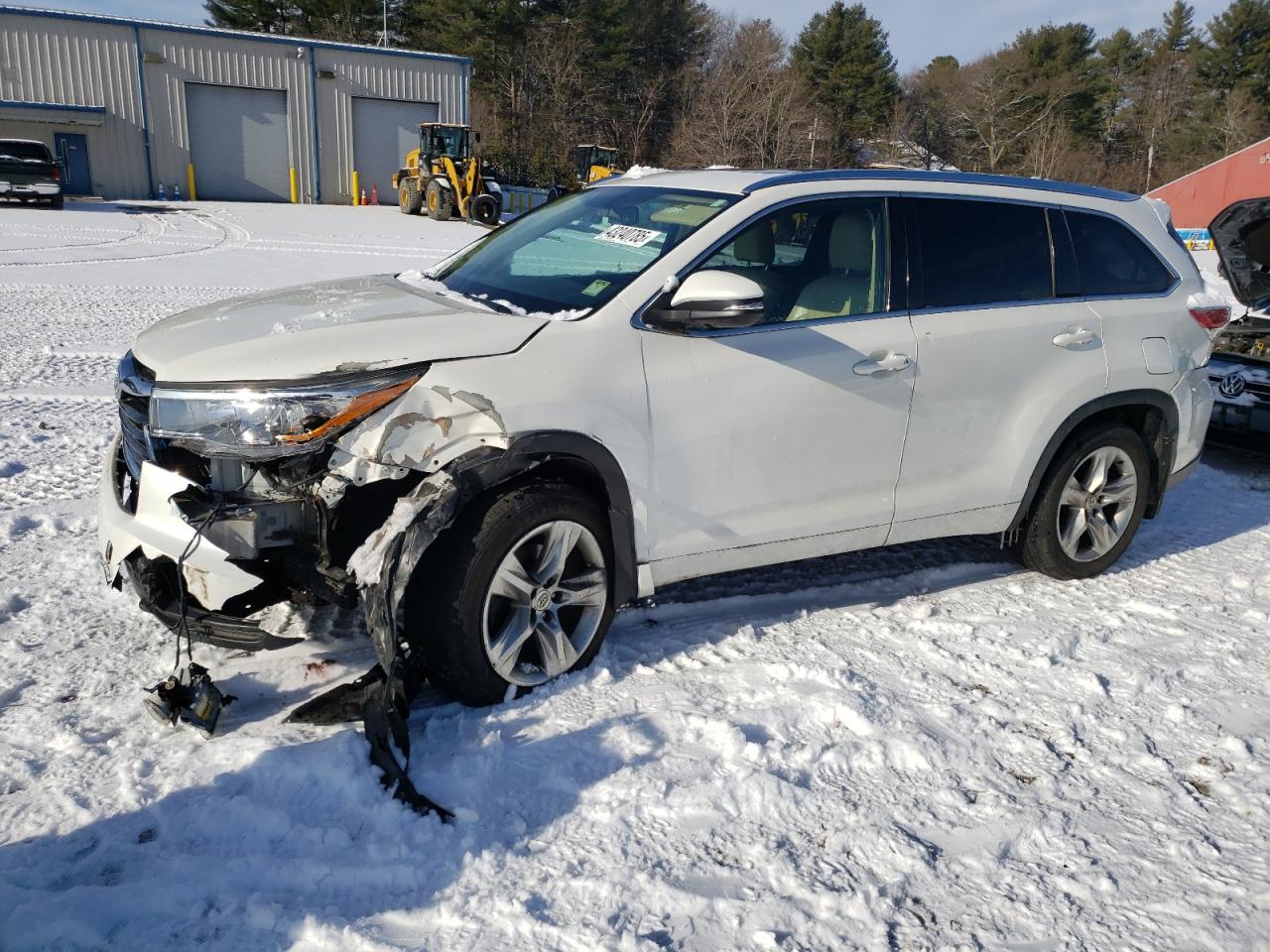 2015 Toyota Highlander - Image 1