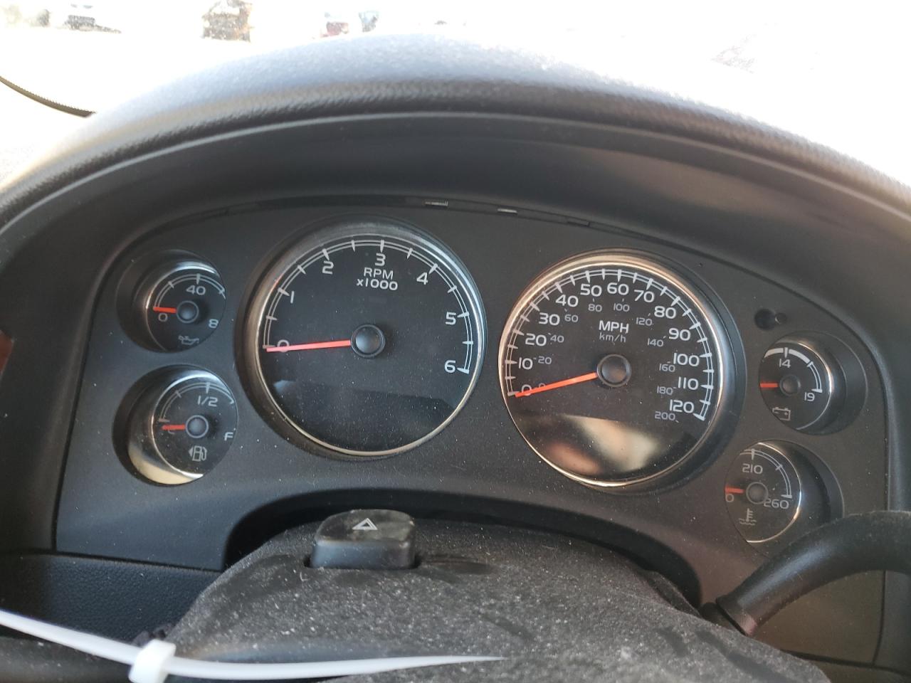 2012 Chevrolet Avalanche - Image 9