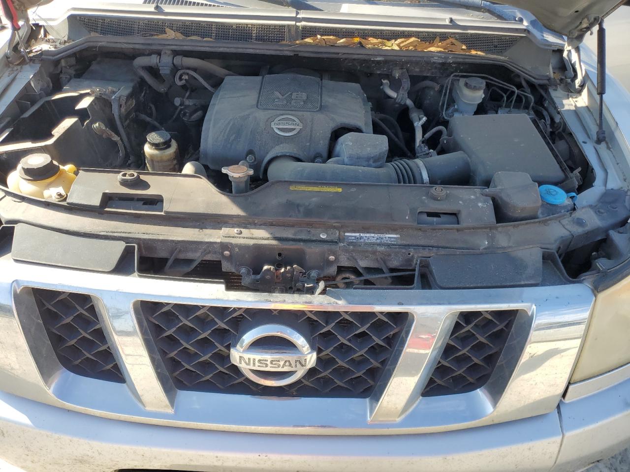 2009 Nissan Titan - Image 11