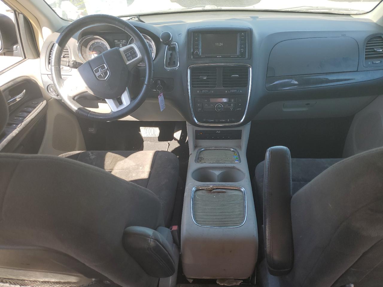 2013 Dodge Caravan - Image 8