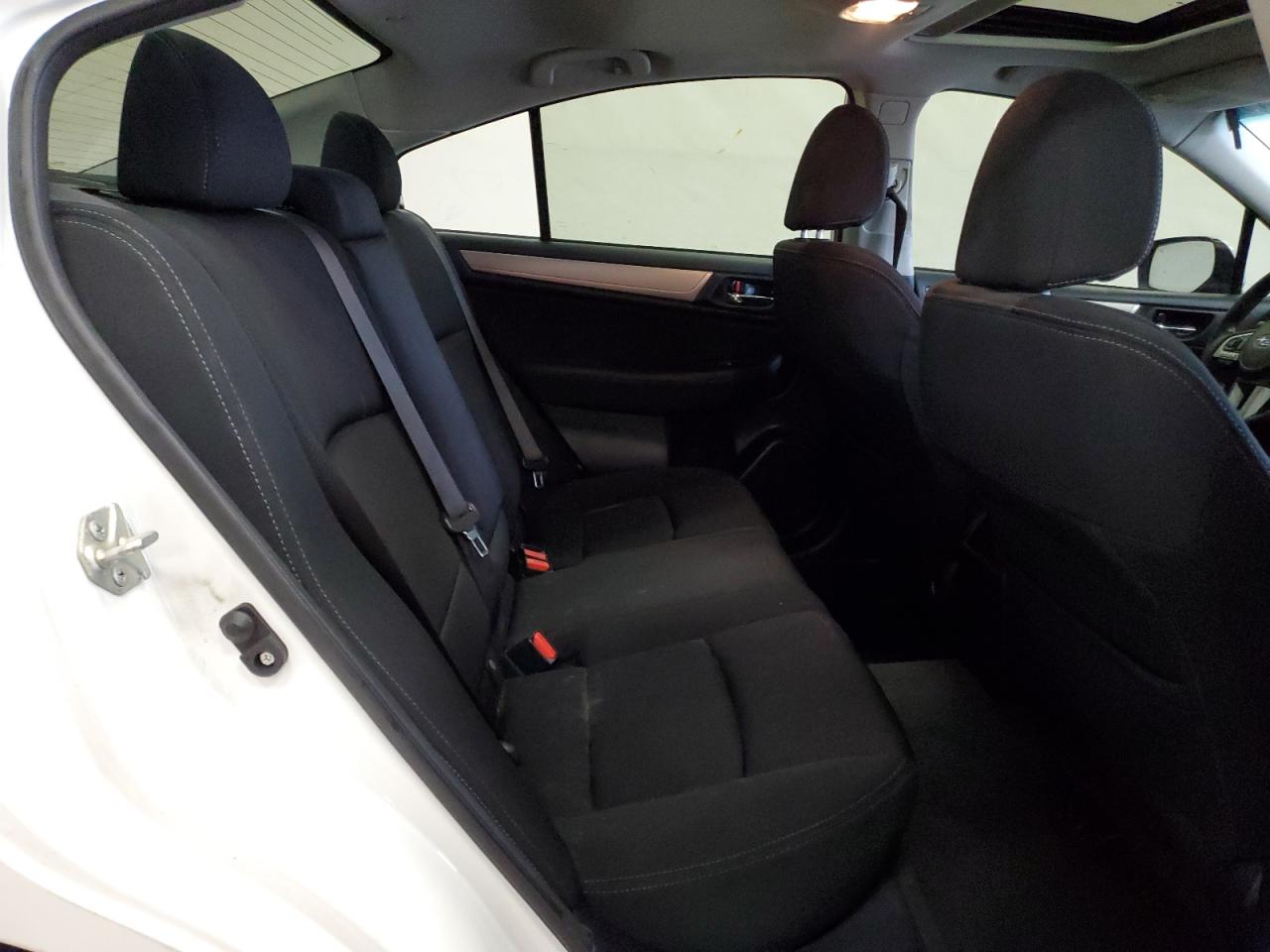 2017 Subaru Legacy - Image 10