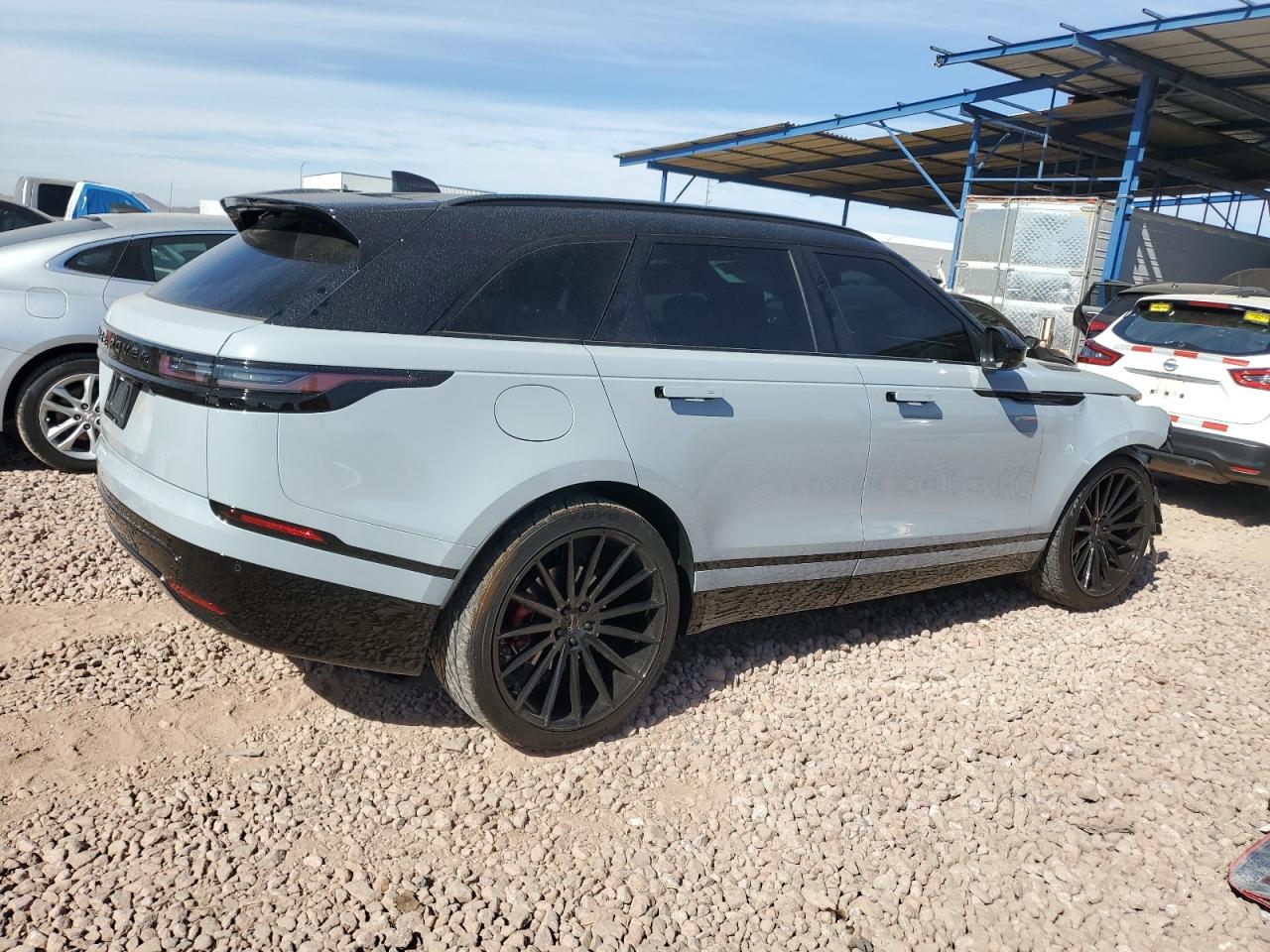2024 Land Rover Range Rover - Image 3