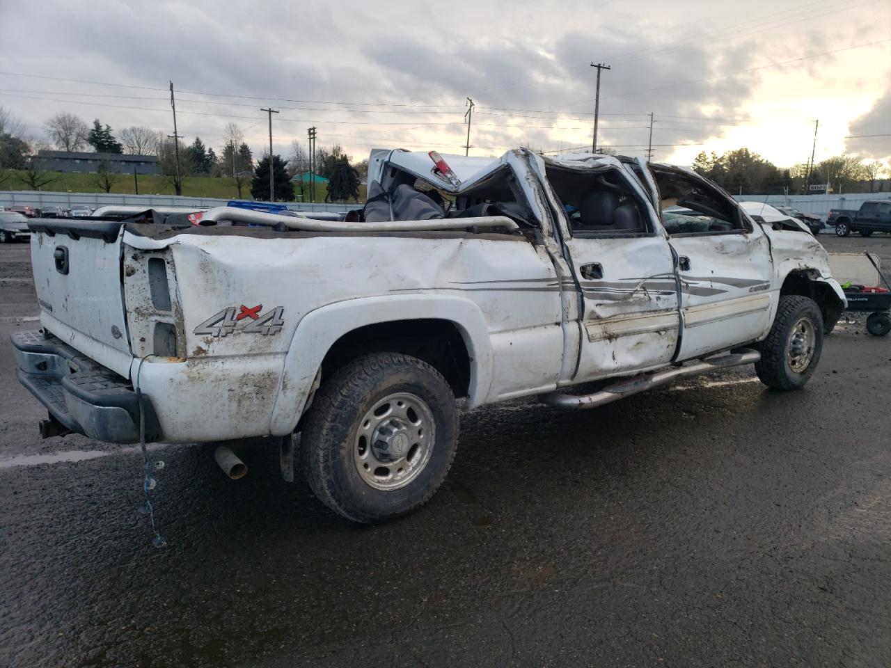 2006 Chevrolet Silverado - Image 3