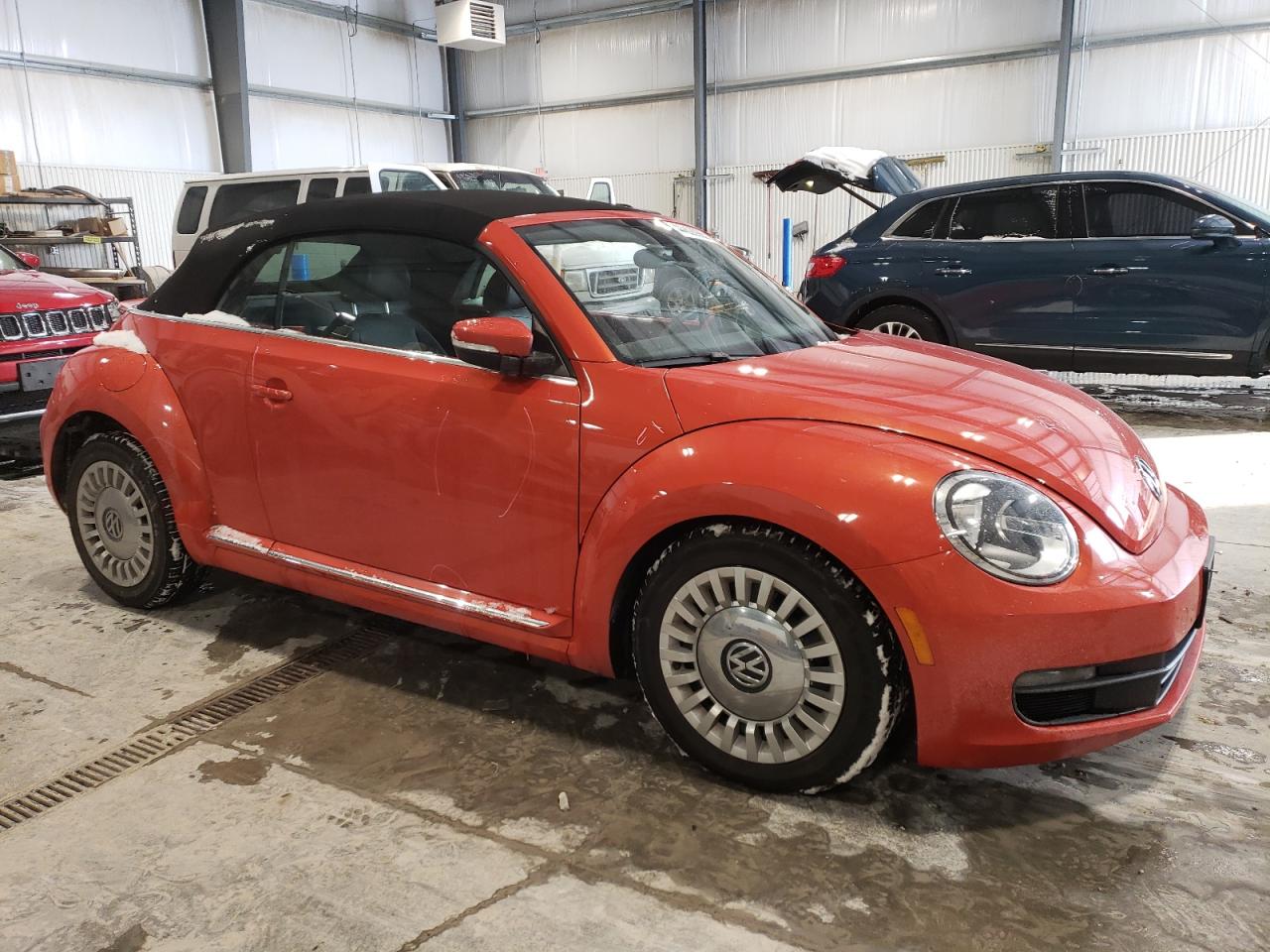 2016 Volkswagen Beetle - Image 4