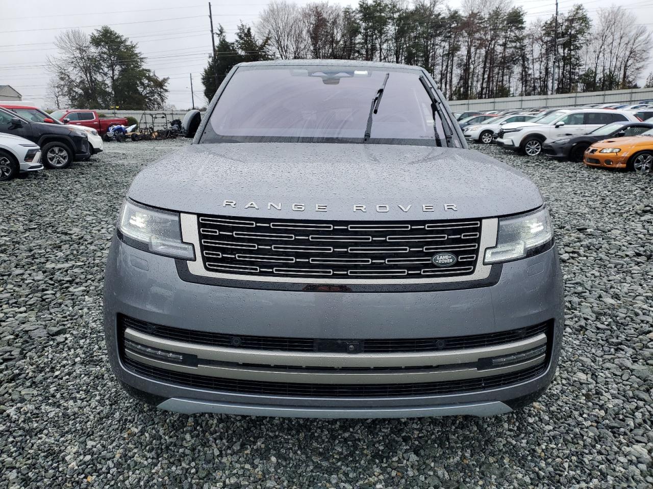 2023 Land Rover Range Rover - Image 5