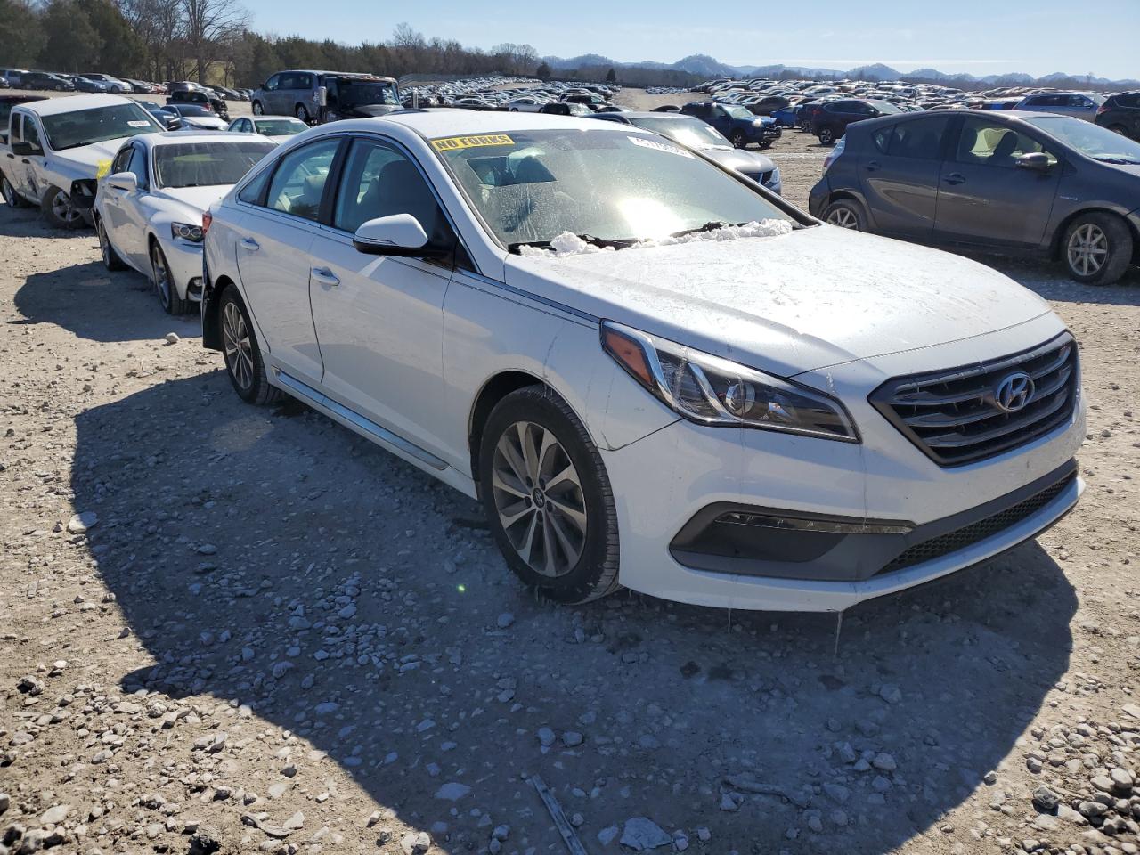 2015 Hyundai Sonata - Image 4