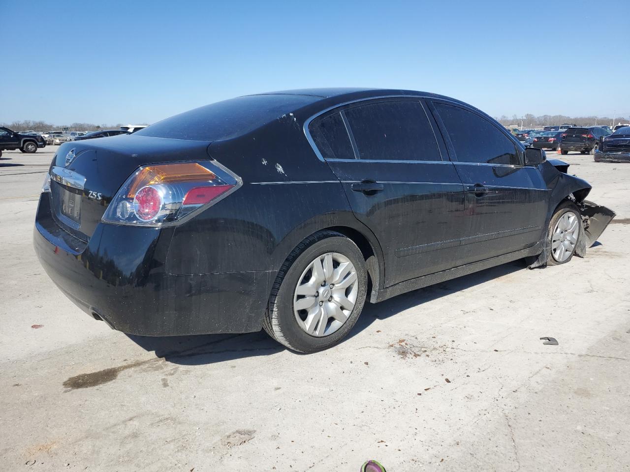 2010 Nissan Altima - Image 3