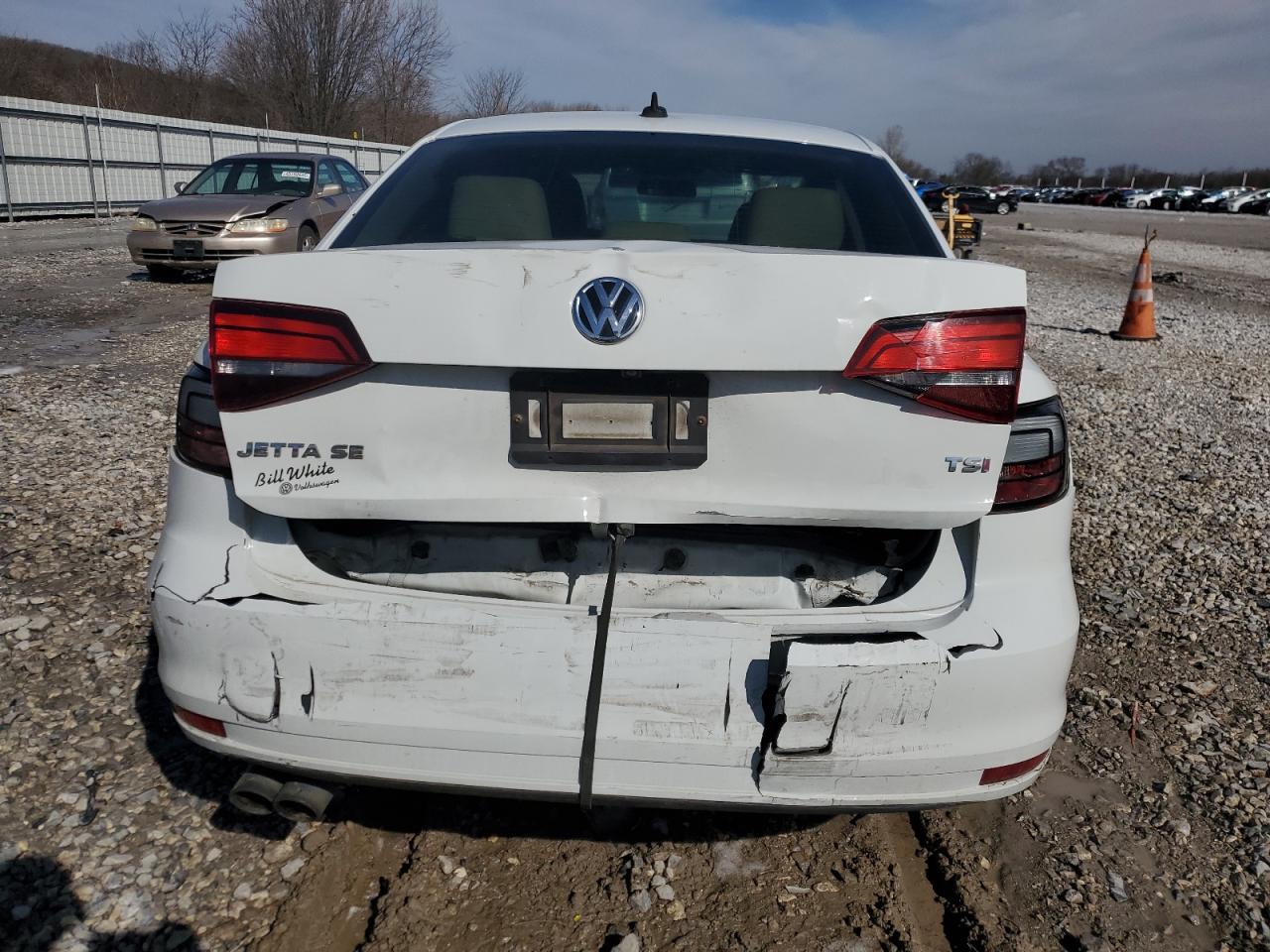 2017 Volkswagen Jetta - Image 6