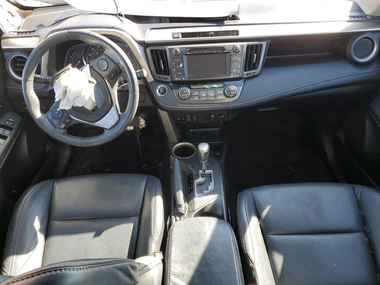 2015 Toyota RAV 4 - Image 8