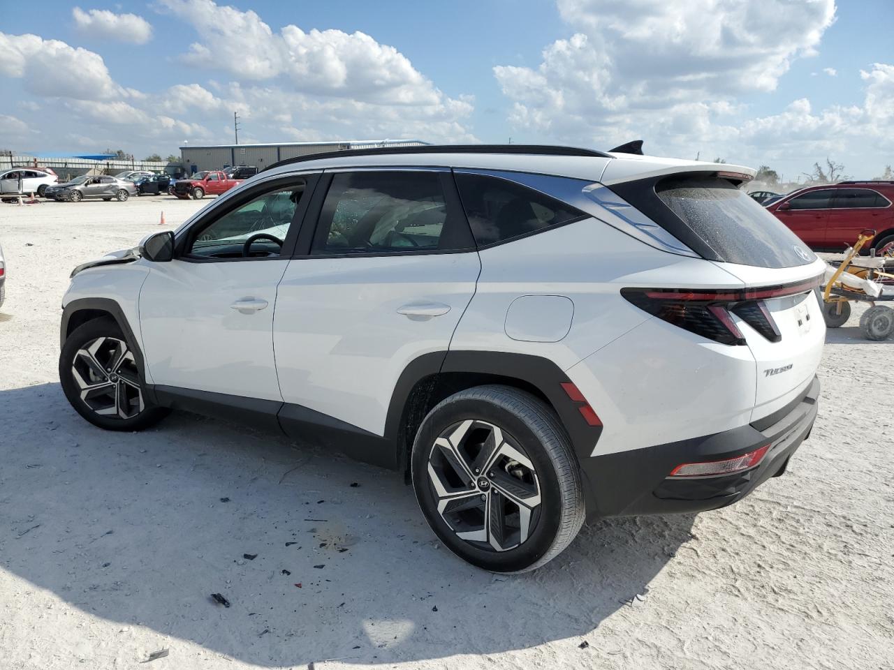 2023 Hyundai Tucson - Image 2
