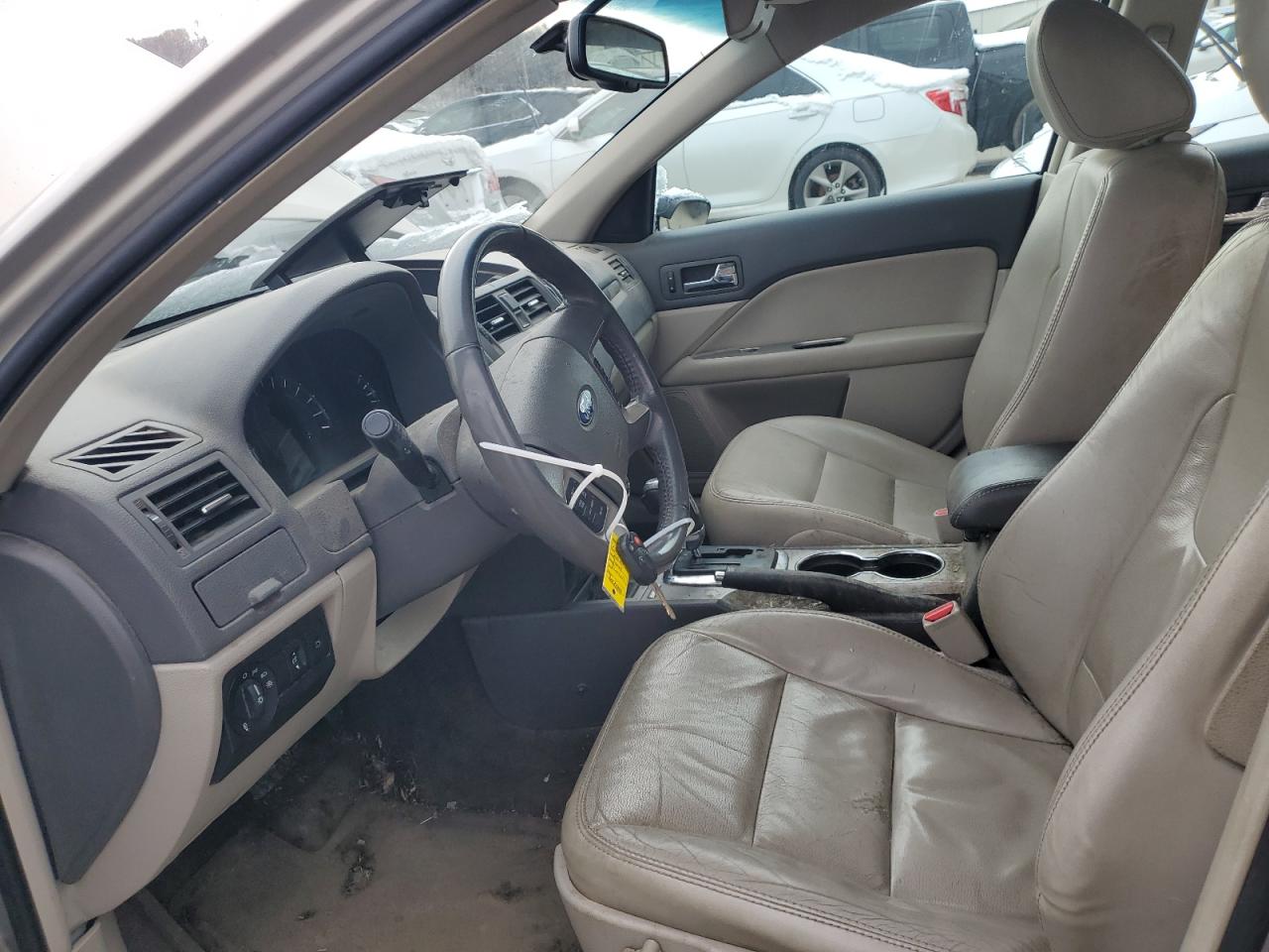 2010 Ford Fusion - Image 7