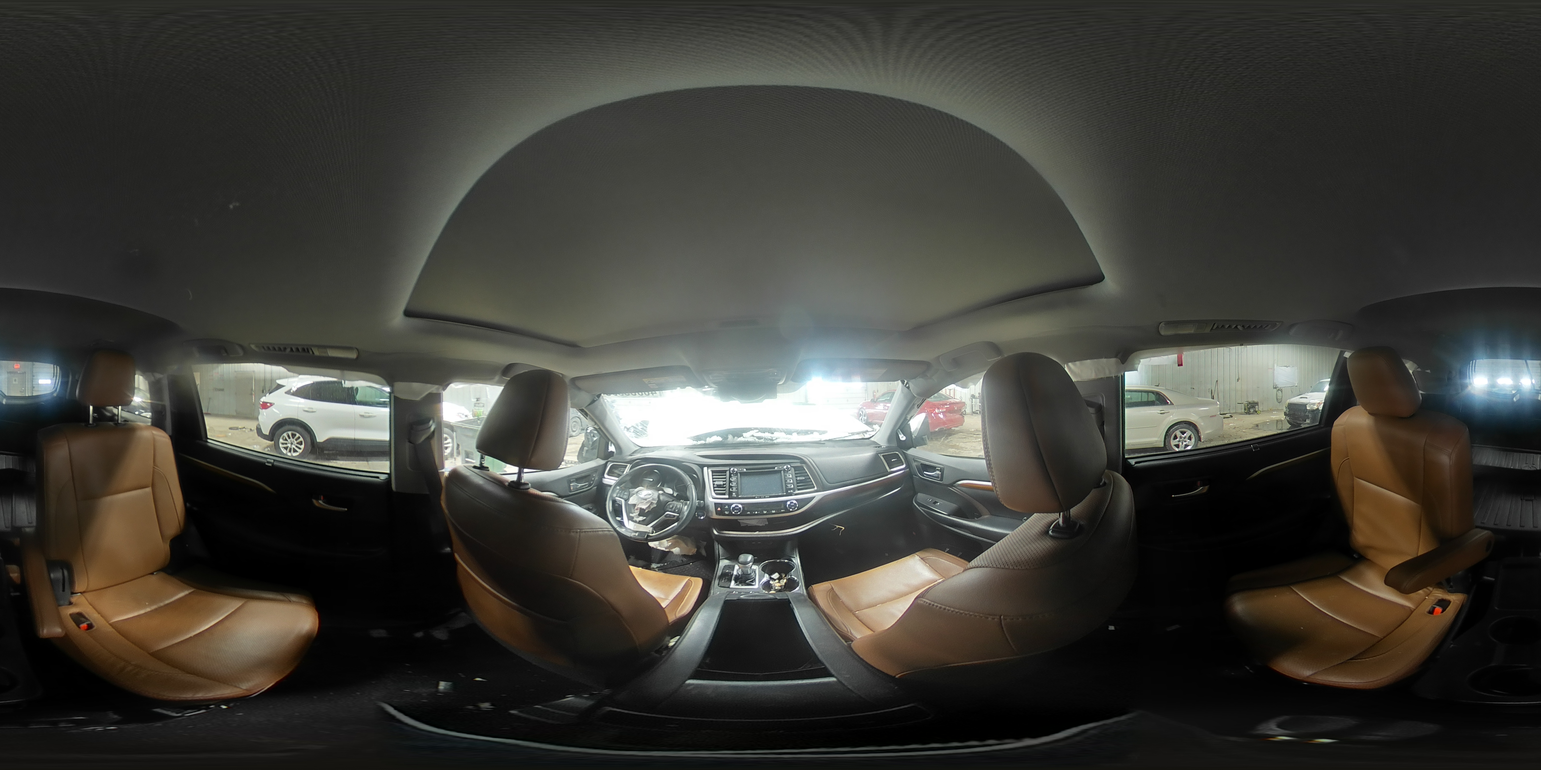 2019 Toyota Highlander - Image 14