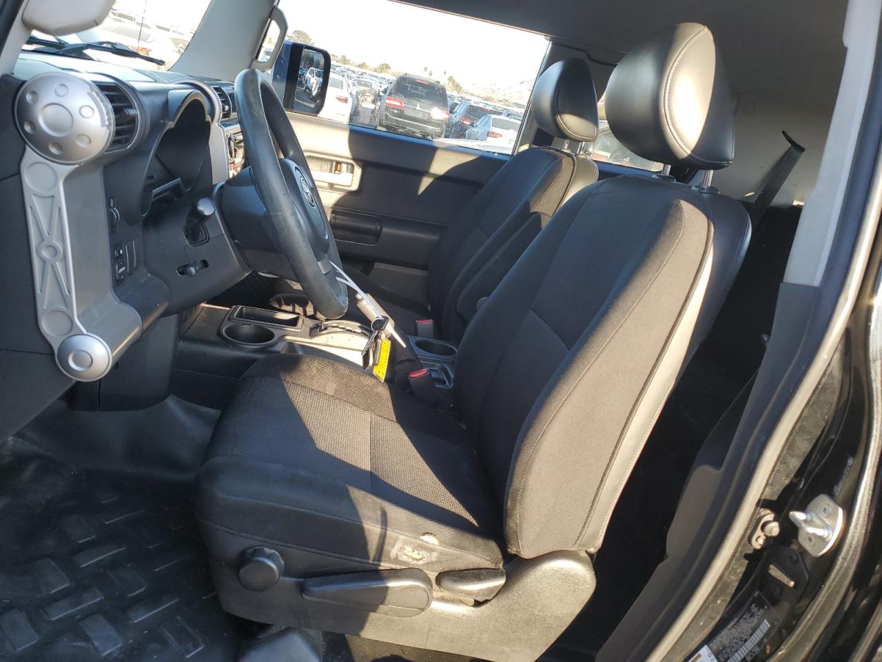2007 Toyota FJ Cruiser - Image 7