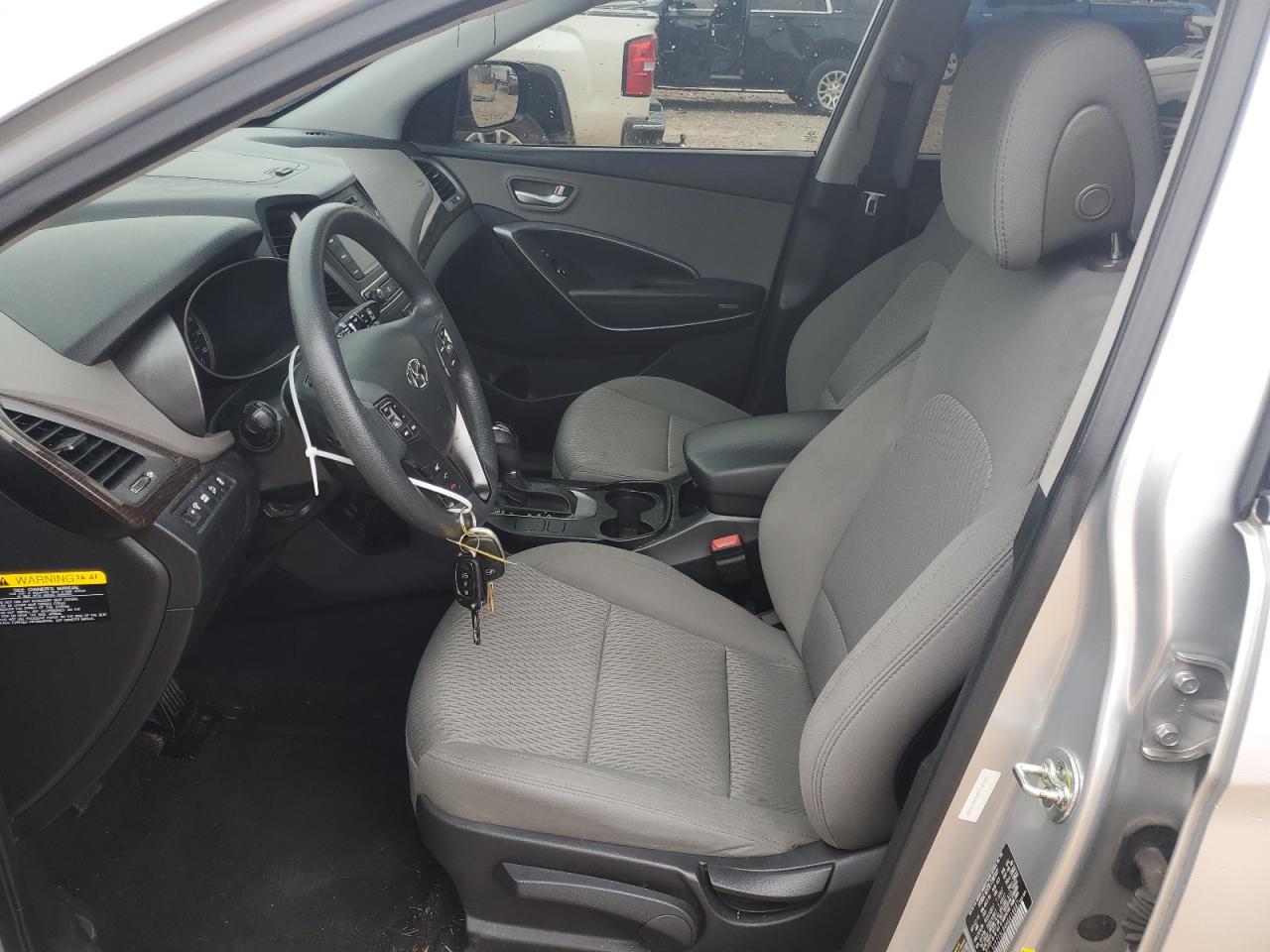 2017 Hyundai Santa Fe - Image 7