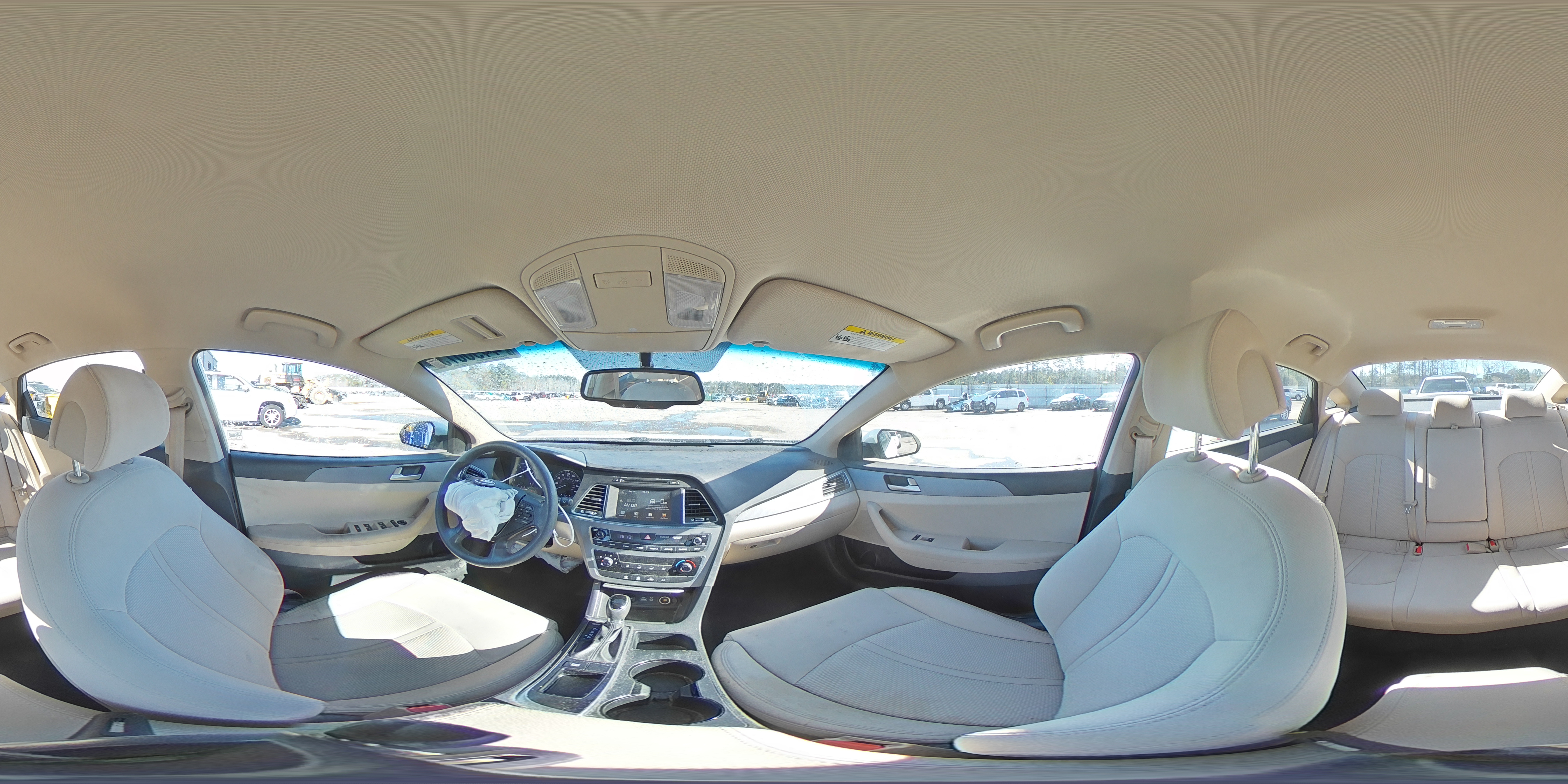 2017 Hyundai Sonata - Image 14