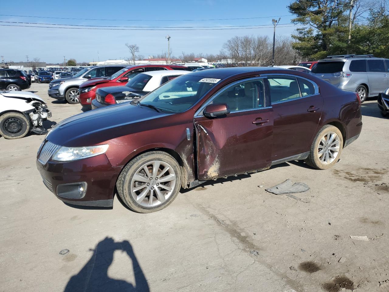 2010 Lincoln MKS - Image 1