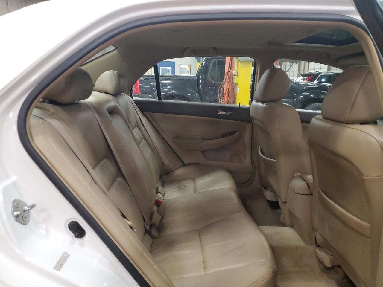 2007 Honda Accord - Image 10