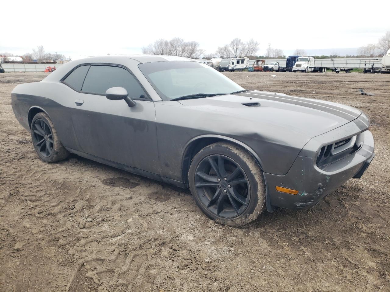 2011 Dodge Challenger - Image 4