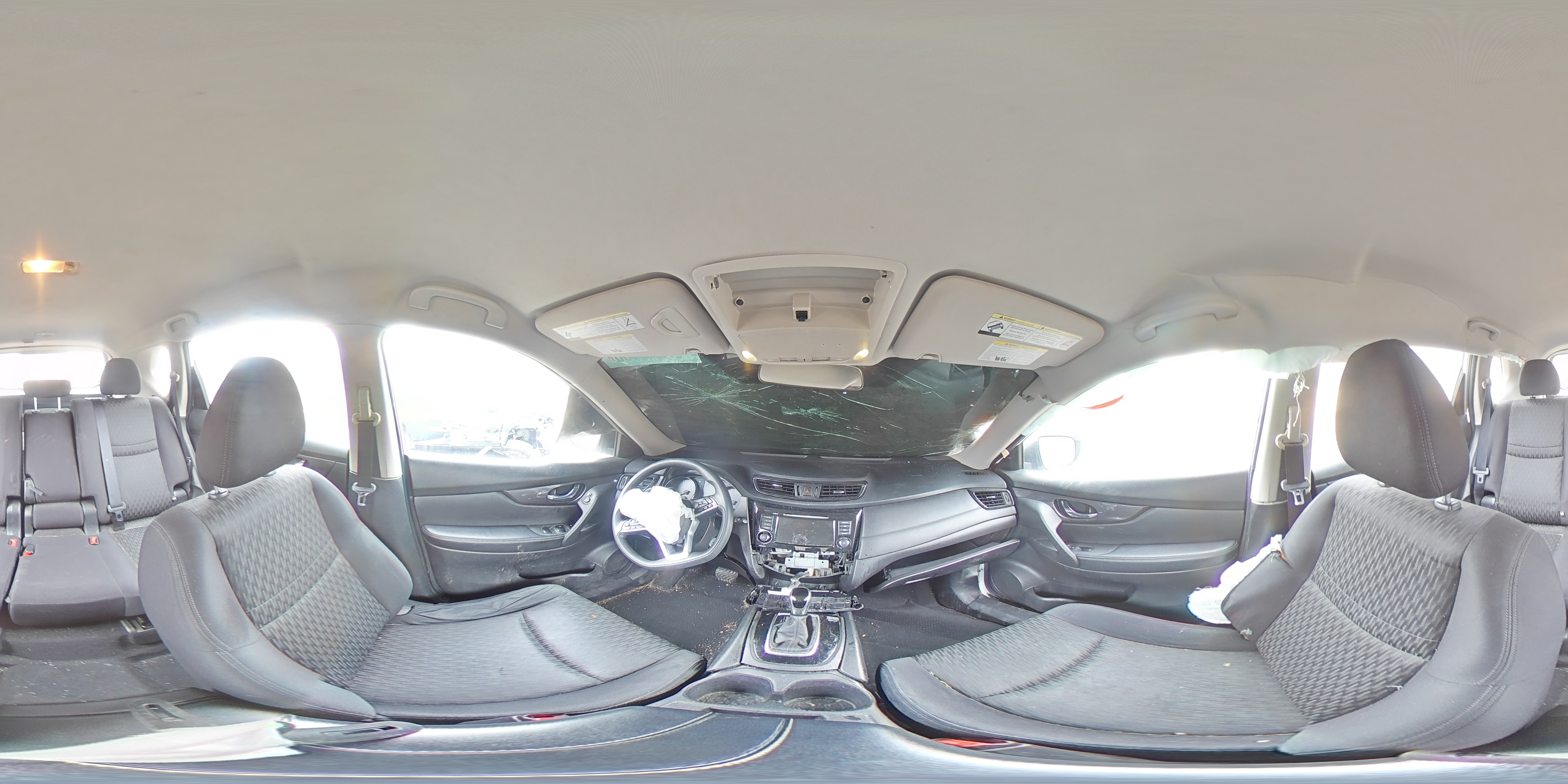 2018 Nissan Rogue - Image 14